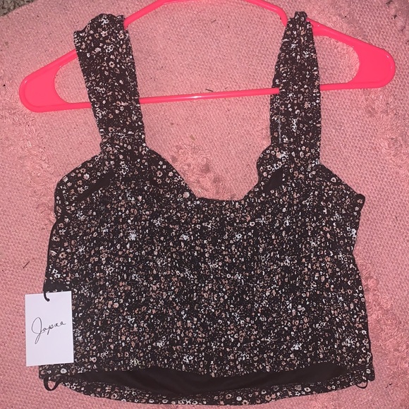 Crop Top - Picture 7 of 9